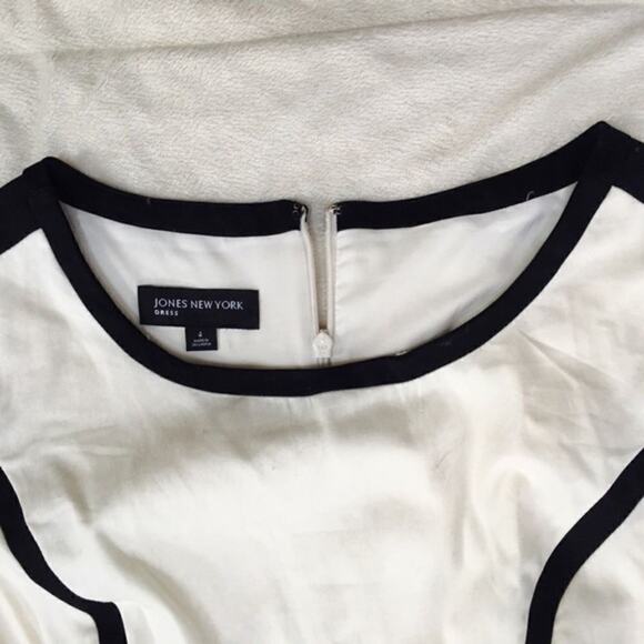 Jones New York White Structured Sleeveless Dress | Sz 4 - Picture 3 of 4